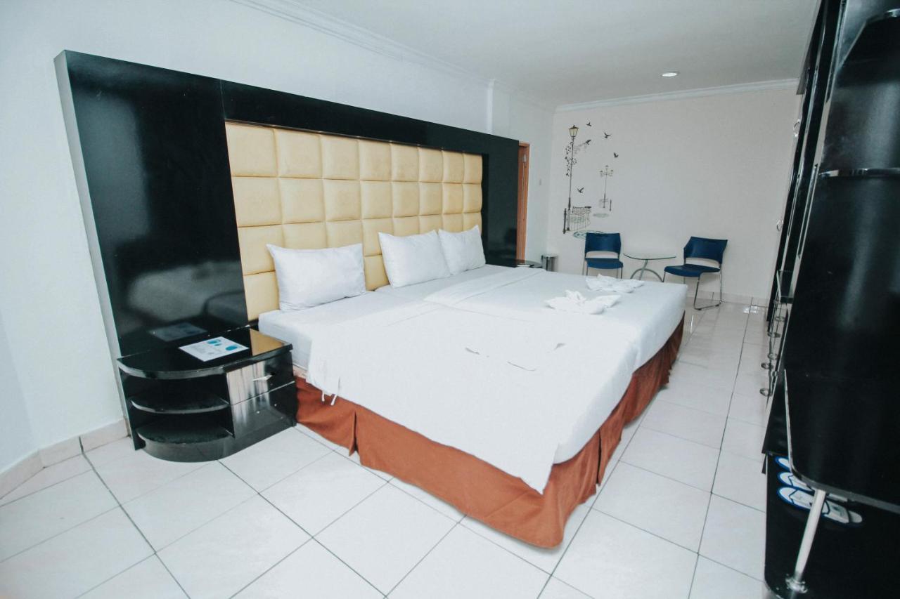 Hotel New Lilik Magelang Exteriér fotografie